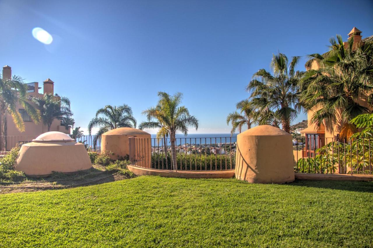 4 Bedroom Holiday Townhouse In Riviera Del Sol With Sea Views Sitio de Calahonda Exterior foto